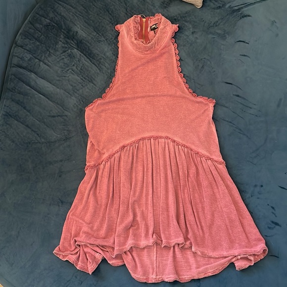 Flowy tank - Picture 2 of 4